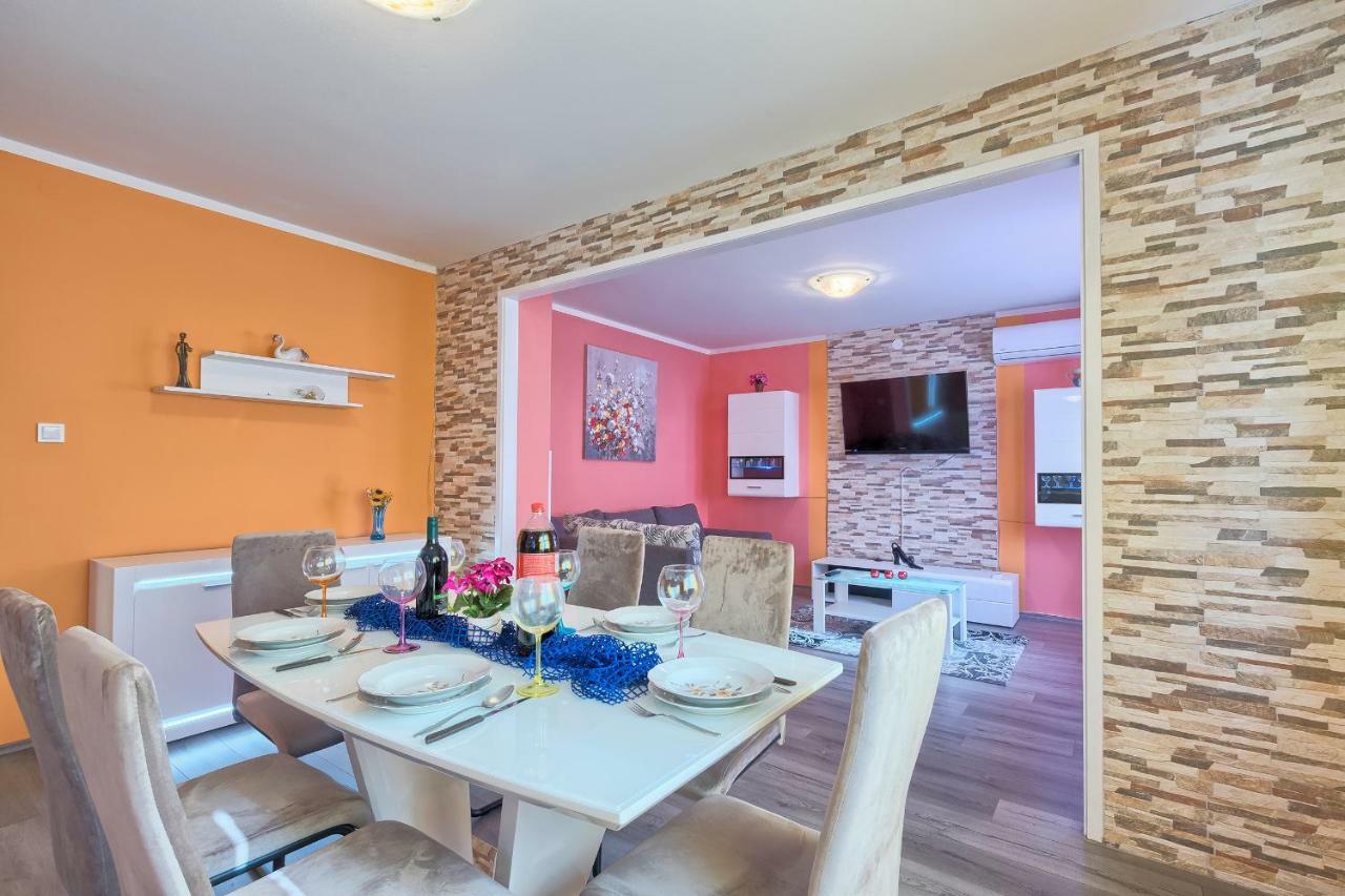 Apartman Modry Пула Экстерьер фото
